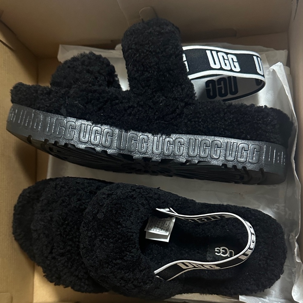 UGG Women’s platform slippers